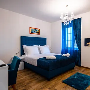 Center Luxury 2 **** Spalato